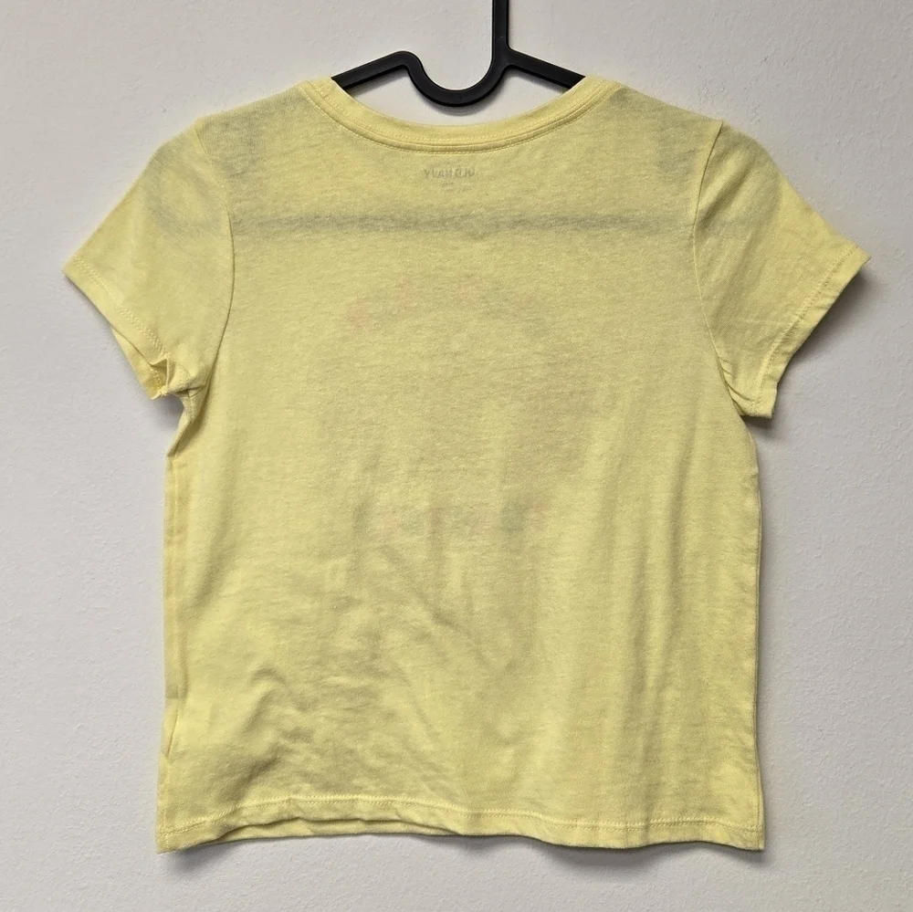 Old Navy Gingerbread Stronger Together T-shirt Yellow M (8)